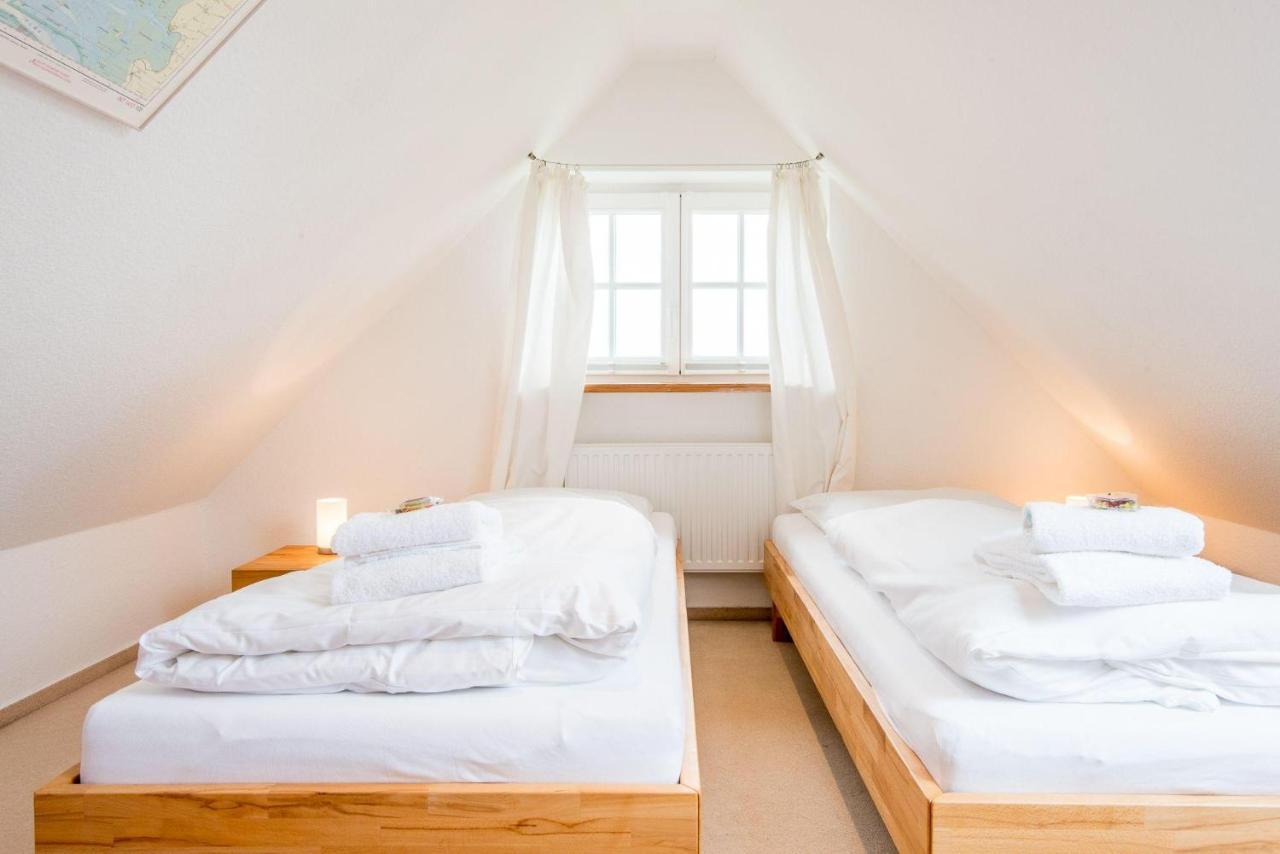 Wenningstedter Weg Haushaelfte B Holiday home Westerland