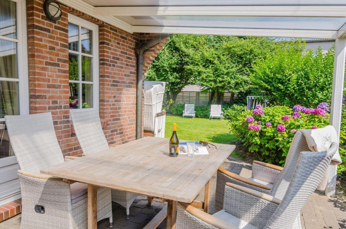Holiday home Wenningstedter Weg Haushaelfte B